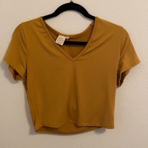 Mustard yellow cropped tee